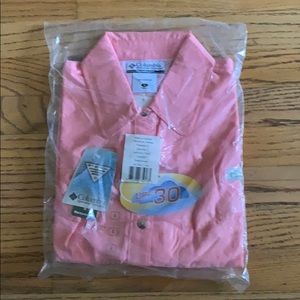 COLUMBIA Women’s Shirt! 🐠